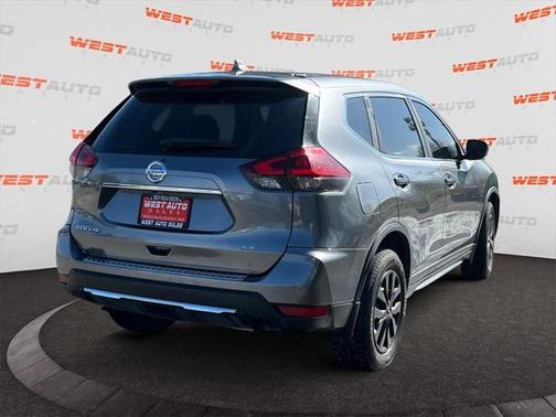 2018 Nissan Rogue S