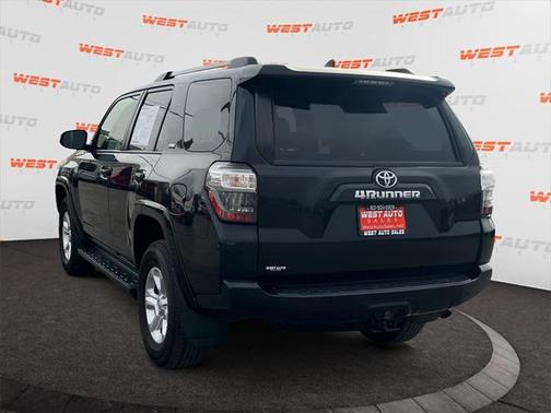 2022 Toyota 4Runner SR5 Premium