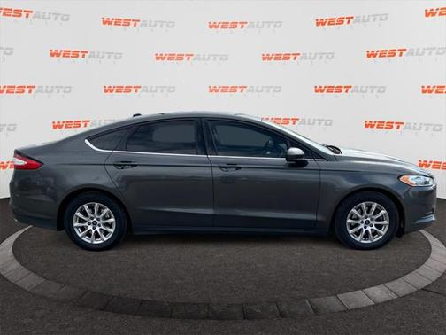 2016 Ford Fusion S