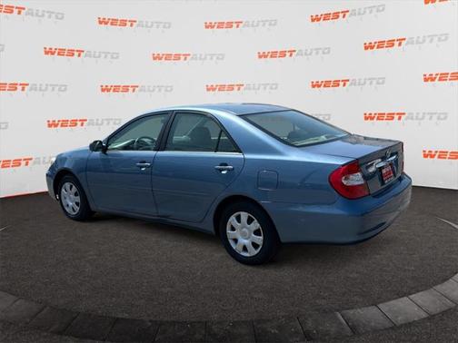 2004 Toyota Camry LE