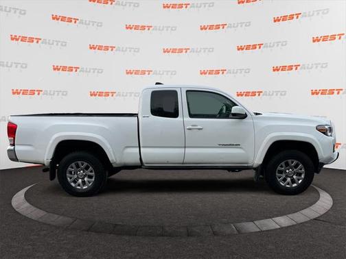 2017 Toyota Tacoma SR5