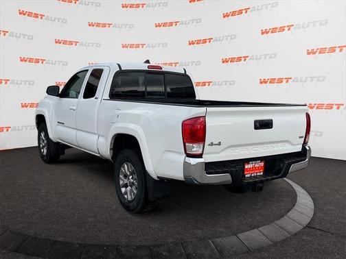 2017 Toyota Tacoma SR5