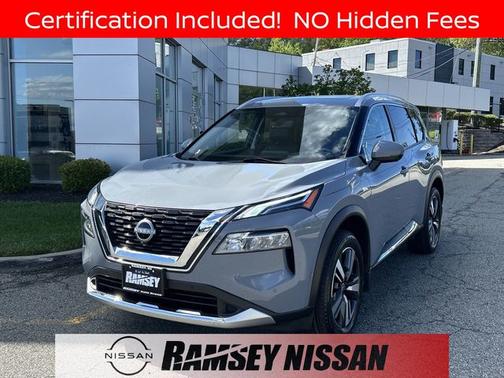 Boulder Gray Pearl 2023 Nissan Rogue Platinum