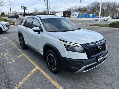 Glacier White 2023 Nissan Pathfinder Rock Creek