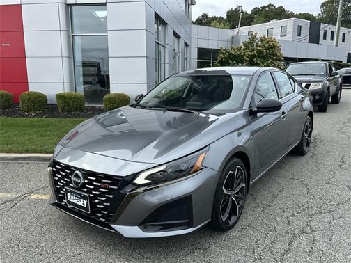 2023 Nissan Altima 2.5 SR