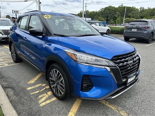 2024 Nissan Kicks SR