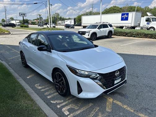 White 2025 Nissan Sentra SR