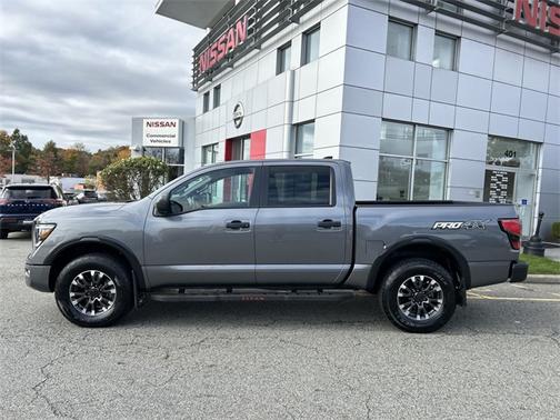 2024 Nissan Titan PRO-4X