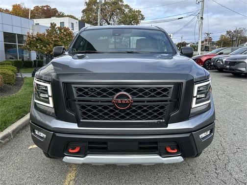 2024 Nissan Titan PRO-4X