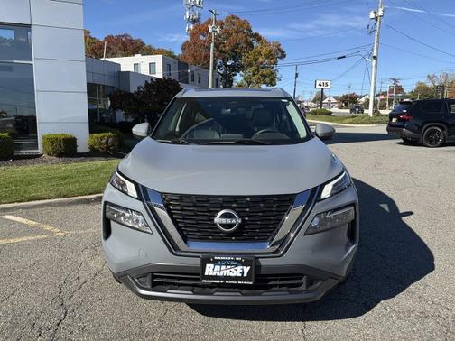 Boulder Gray Pearl 2023 Nissan Rogue SL