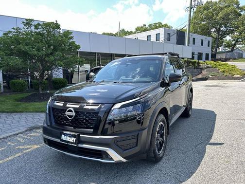 Black 2025 Nissan Pathfinder Rock Creek