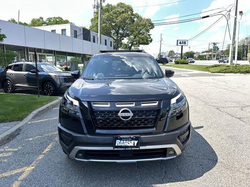 Black 2025 Nissan Pathfinder Rock Creek
