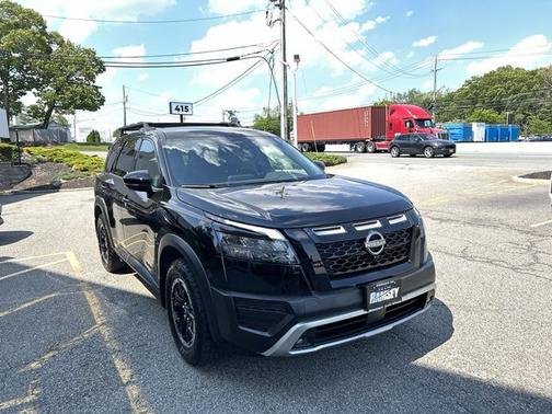 Black 2025 Nissan Pathfinder Rock Creek