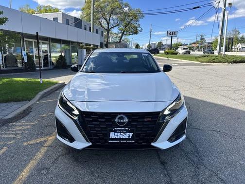 White 2025 Nissan Altima SR