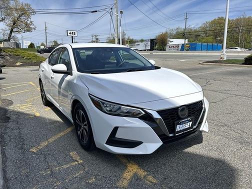 Cloud White 2022 Nissan Sentra SV