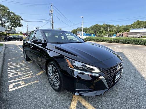 2023 Nissan Altima 2.5 SL