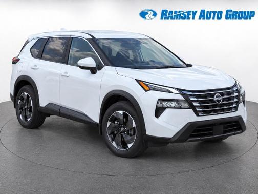 Everest White P 2026 Nissan Rogue SV