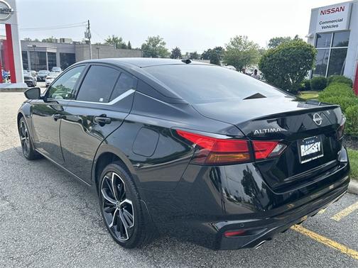2024 Nissan Altima 2.5 SR