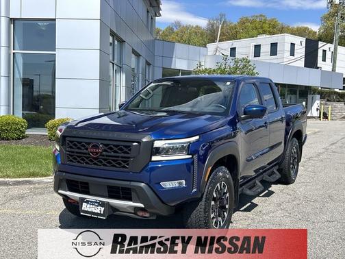 Deep Blue Pearl 2023 Nissan Frontier PRO-4X