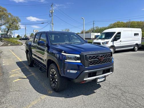 Deep Blue Pearl 2023 Nissan Frontier PRO-4X