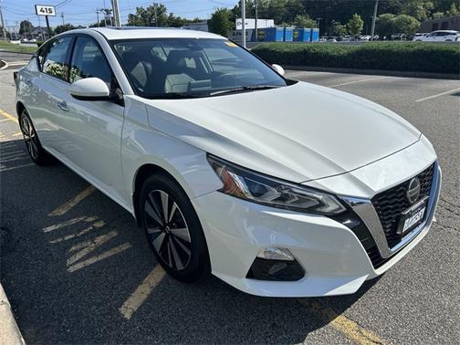 2022 Nissan Altima 2.5 SL