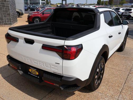 Atlas White 2026 Hyundai SANTA CRUZ SEL
