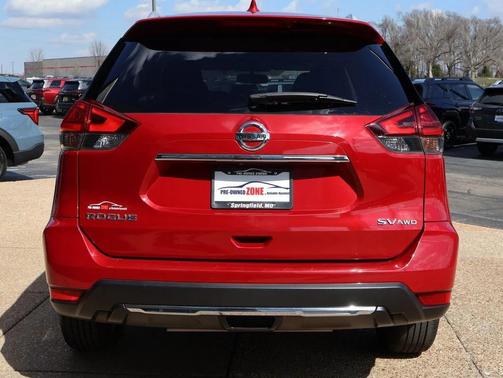 2017 Nissan Rogue SV