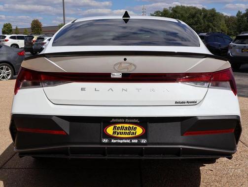 2025 Hyundai ELANTRA Sport