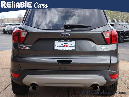 Magnetic 2019 Ford Escape SE