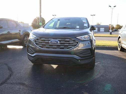 2020 Ford Edge SE