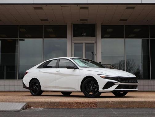 2026 Hyundai ELANTRA Sport