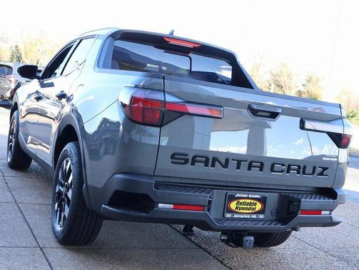 2026 Hyundai SANTA CRUZ SEL Activity