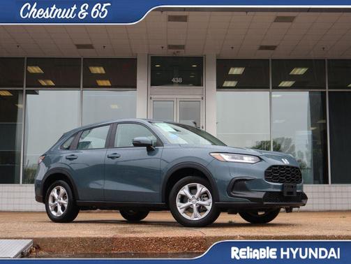 Urban Gray Pearl 2025 Honda HR-V LX