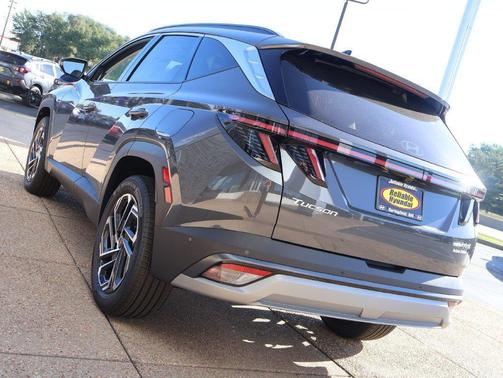 Ecotronic Gray 2026 Hyundai TUCSON Hybrid Limited