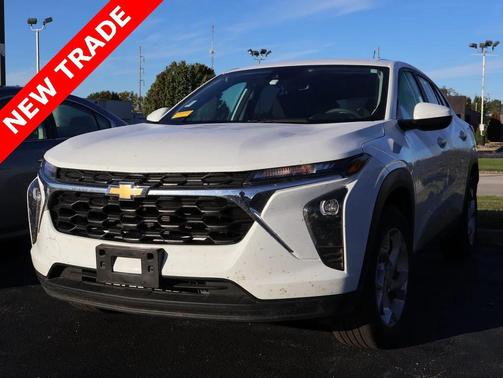 2025 Chevrolet Trax LS