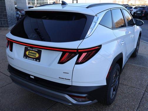 Serenity White Pearl 2026 Hyundai TUCSON SEL Premium