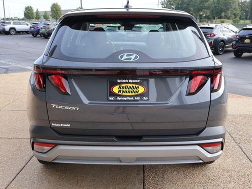 Ecotronic Gray 2026 Hyundai TUCSON SE