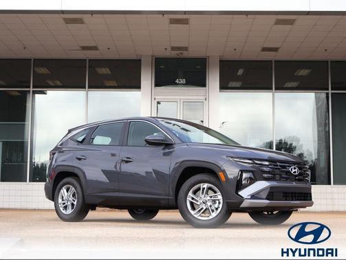 Ecotronic Gray 2026 Hyundai TUCSON SE