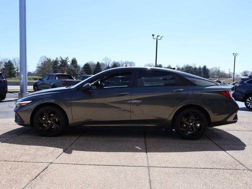 Amazon Gray 2026 Hyundai ELANTRA HEV SEL Sport