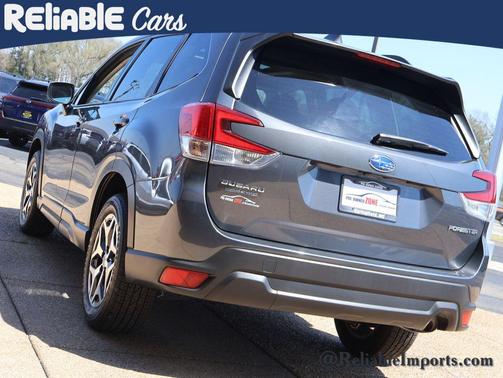 Magnetite Gray Metallic 2023 Subaru Forester Premium