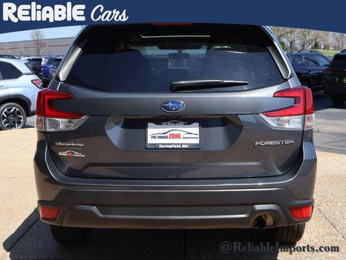 Magnetite Gray Metallic 2023 Subaru Forester Premium