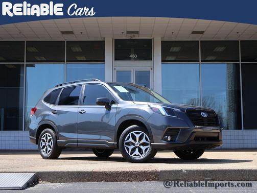 Magnetite Gray Metallic 2023 Subaru Forester Premium
