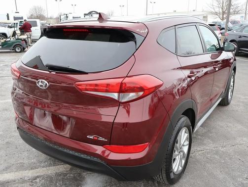 2018 Hyundai TUCSON SEL