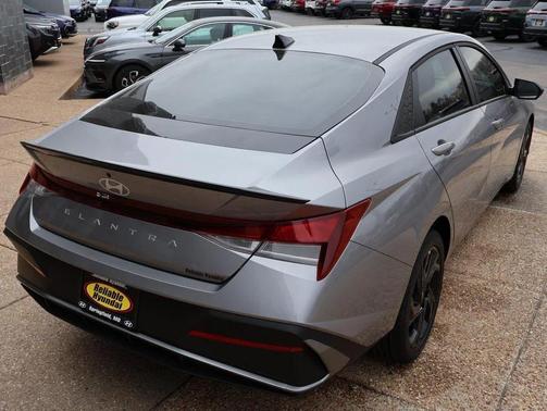 2026 Hyundai ELANTRA Sport