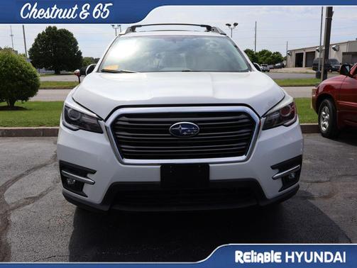 Crystal White Pearl 2020 Subaru Ascent Limited 8-Passenger