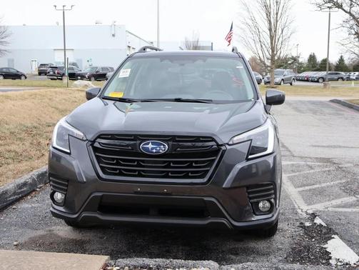 2023 Subaru Forester Premium