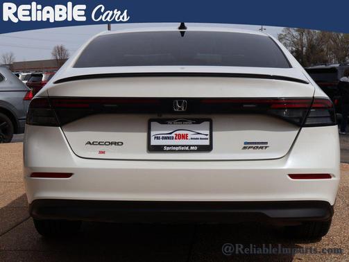 Platinum White Pearl 2023 Honda Accord Hybrid Sport