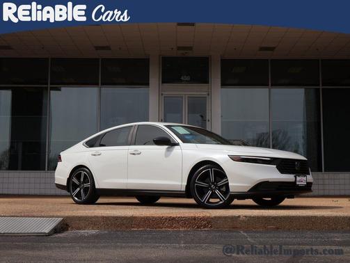 Platinum White Pearl 2023 Honda Accord Hybrid Sport
