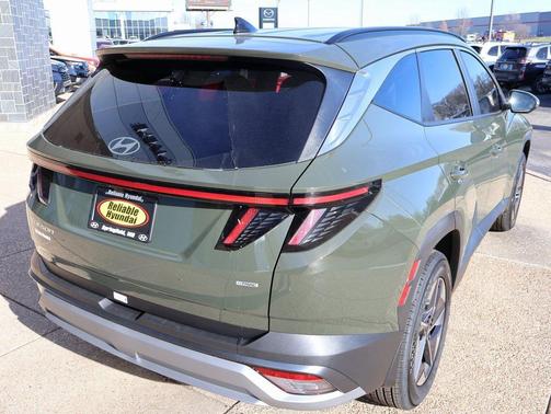 2026 Hyundai TUCSON SEL Premium