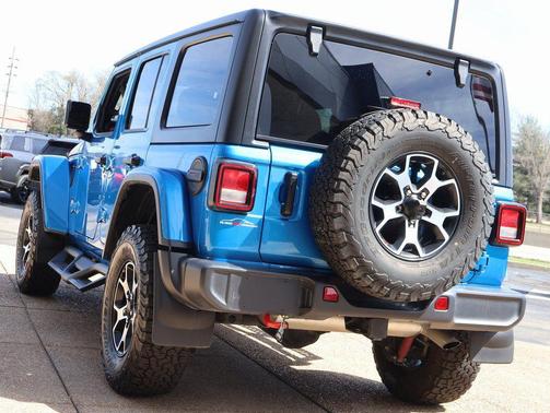 Hydro Blue Pearlcoat 2023 Jeep Wrangler Rubicon